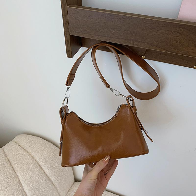 Простая и модная текстура, однотонная наплечная сумка-мессенджер, женская маленькая квадратная сумка 2025, женская сумка в зарубежном стиле коричневый
Простая и модная текстура, однотонная наплечная сумка-мессенджер, женская маленькая квадратная сумка 2025, женская сумка в зарубежном стиле коричневый