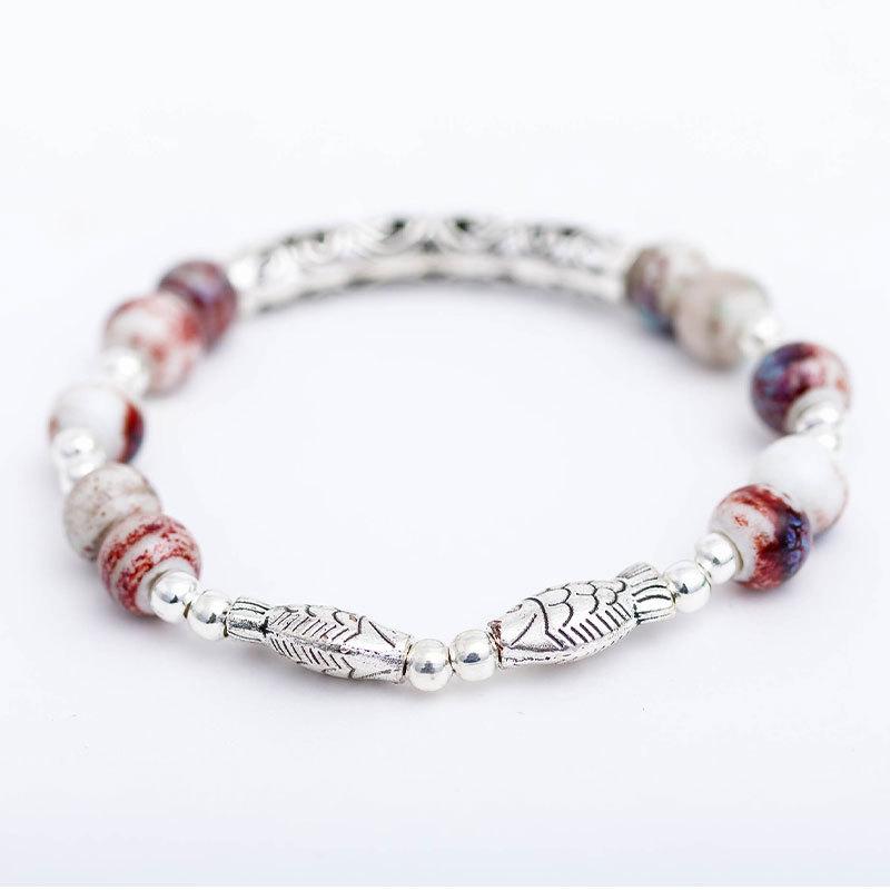 Retro ceramic women s bracelet, sweet and fresh fish, handmade Tibetan silver hollow bracelet, couple accessories
Retro ceramic women s bracelet, sweet and fresh fish, handmade Tibetan silver hollow bracelet, couple accessories