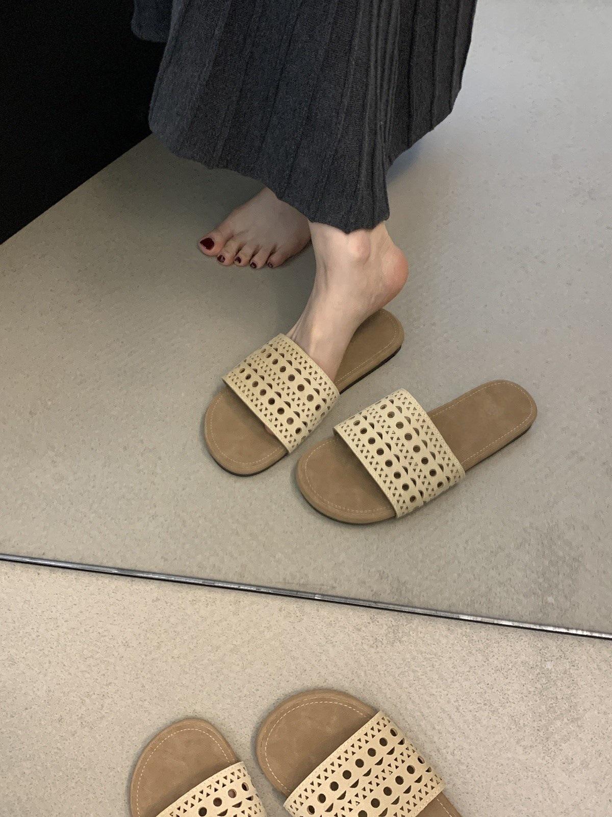 Retro vacation style mesh slippers women s outer wear summer new soft-soled beach sandals 40 абрикосовый
Retro vacation style mesh slippers women s outer wear summer new soft-soled beach sandals 40 абрикосовый