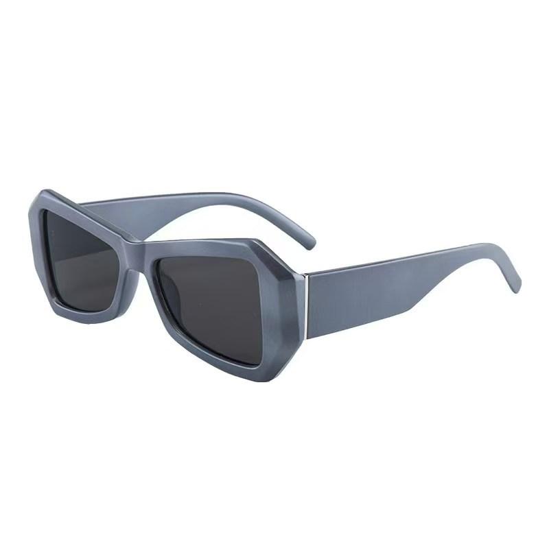 European American Style Woman Sun Eyeglasses Butterfly Shape UV Protection Sunglass Male Travelling Women Sun Glass
European American Style Woman Sun Eyeglasses Butterfly Shape UV Protection Sunglass Male Travelling Women Sun Glass