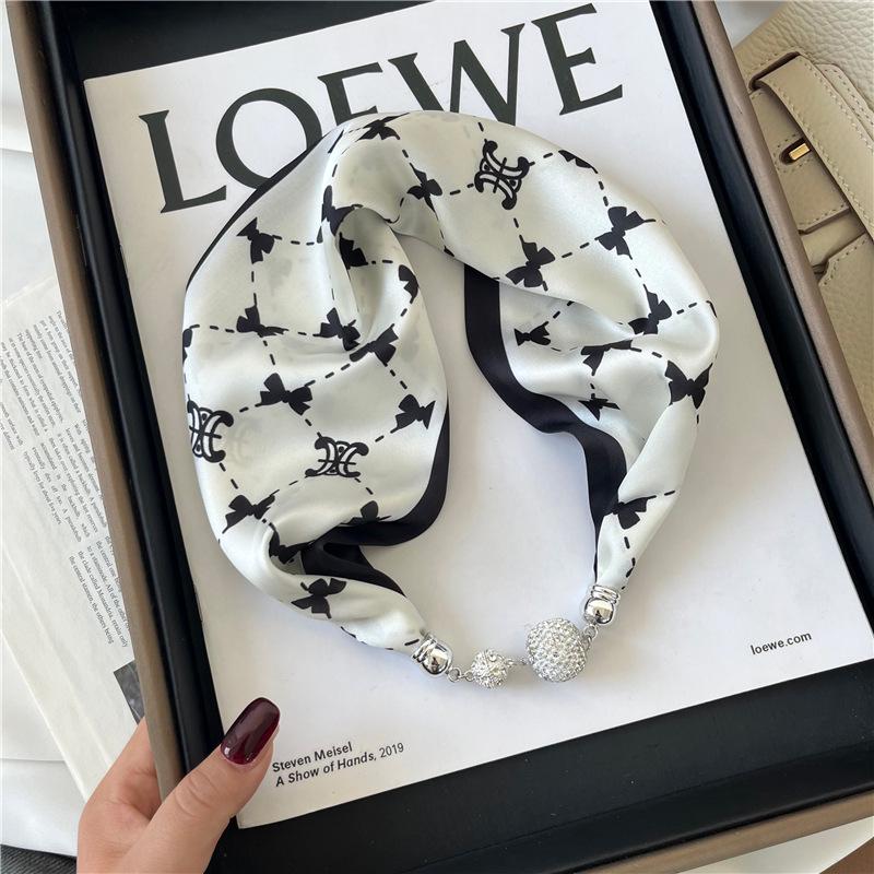 Женский шелковый шарф с магнитной пряжкой — модная защита шеи на весну, лето и осень 2024 года No Size
Женский шелковый шарф с магнитной пряжкой — модная защита шеи на весну, лето и осень 2024 года No Size