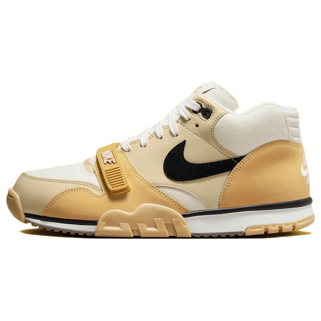 new Nike Air Trainer 1 Coconut Milk 40.5
new Nike Air Trainer 1 Coconut Milk 40.5