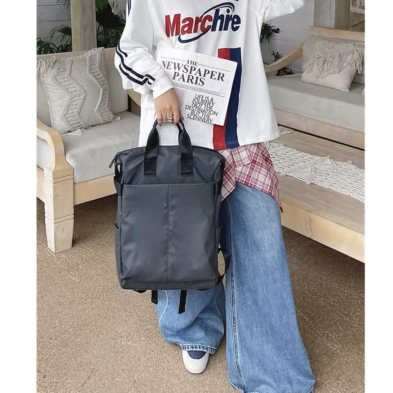 Large-capacity Waterproof Backpack Casual and Simple Commuting Backpack Briefcase Computer Bag чорний
Large-capacity Waterproof Backpack Casual and Simple Commuting Backpack Briefcase Computer Bag чорний