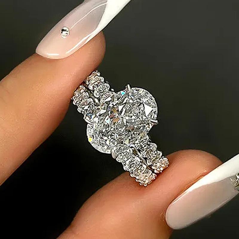 Huitan Sparkling Oval Cubic Zirconia 2Pcs Set Rings for Women Luxury Wedding Engagement Female Accessories New Fashion Zircon 10
Huitan Sparkling Oval Cubic Zirconia 2Pcs Set Rings for Women Luxury Wedding Engagement Female Accessories New Fashion Zircon 10
