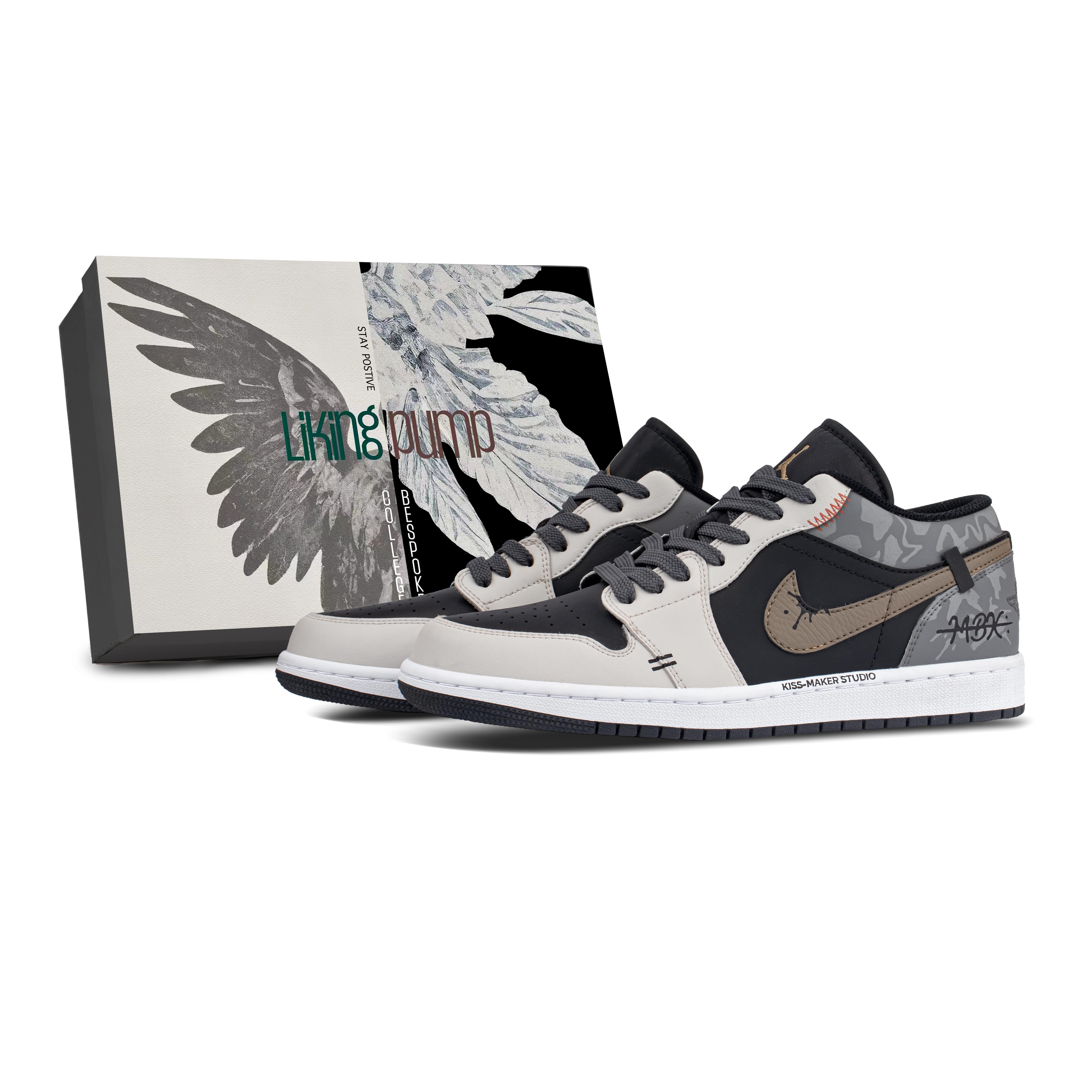 Jordan Air Jordan 1 Low top Vintage Basketball Shoes Men s Black Gray 553558-172(Team845-Box) 36.5
Jordan Air Jordan 1 Low top Vintage Basketball Shoes Men s Black Gray 553558-172(Team845-Box) 36.5