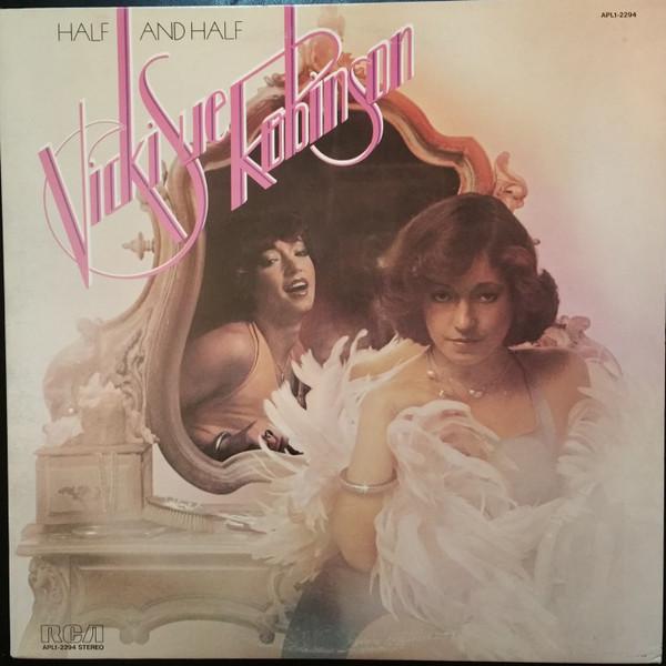 Виниловая пластинка VICKI SUE ROBINSON Half And Half APL12294 RCA Victor 1978 Канада Танцевальная Электроника Б/у
Виниловая пластинка VICKI SUE ROBINSON Half And Half APL12294 RCA Victor 1978 Канада Танцевальная Электроника Б/у