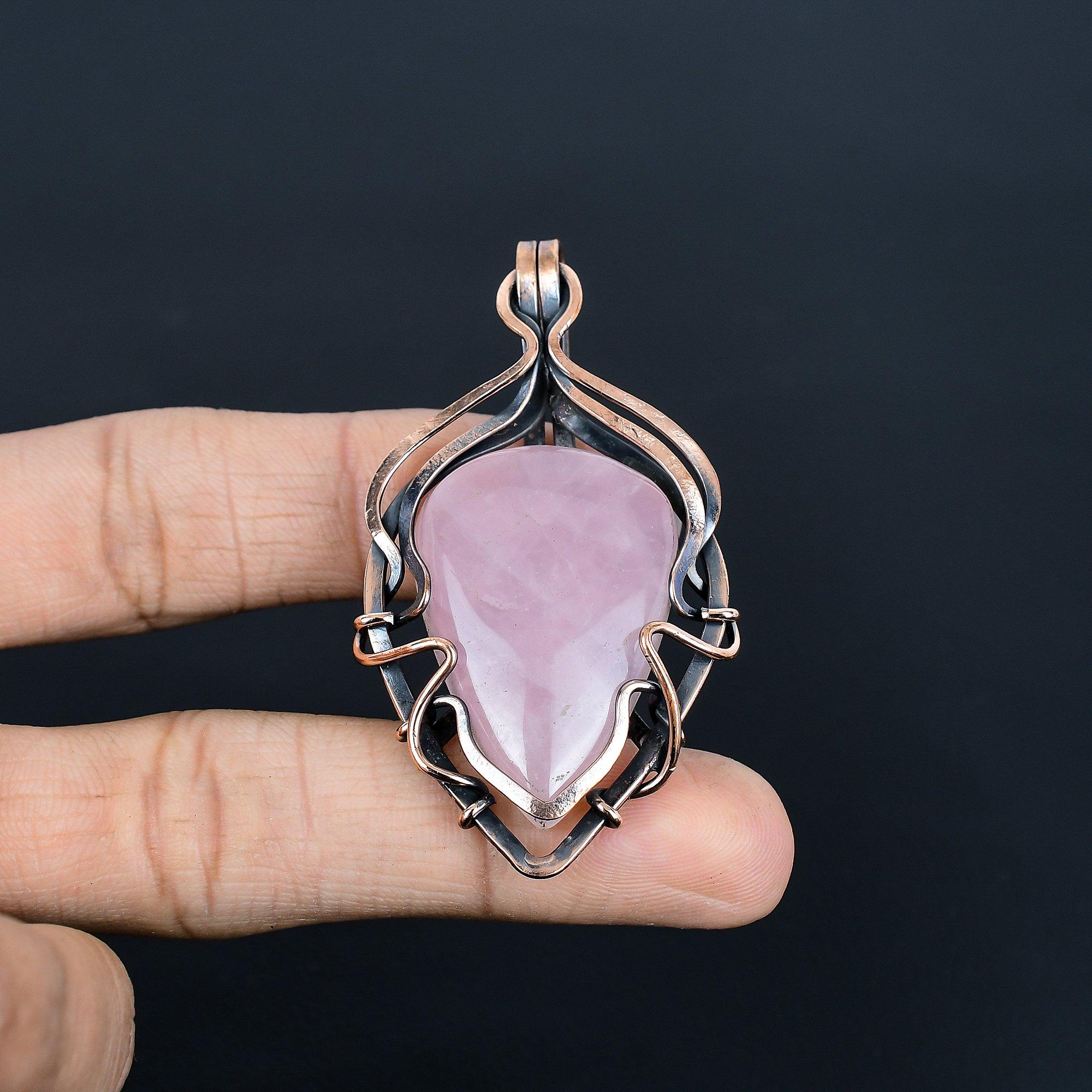 Украшения из розового кварца, кулон, обернутый медной проволокой 999 пробы, украшения из драгоценных камней ручной работы, подарки для жены, совершенно новый кулон 2.35 Inches
Украшения из розового кварца, кулон, обернутый медной проволокой 999 пробы, украшения из драгоценных камней ручной работы, подарки для жены, совершенно новый кулон 2.35 Inches