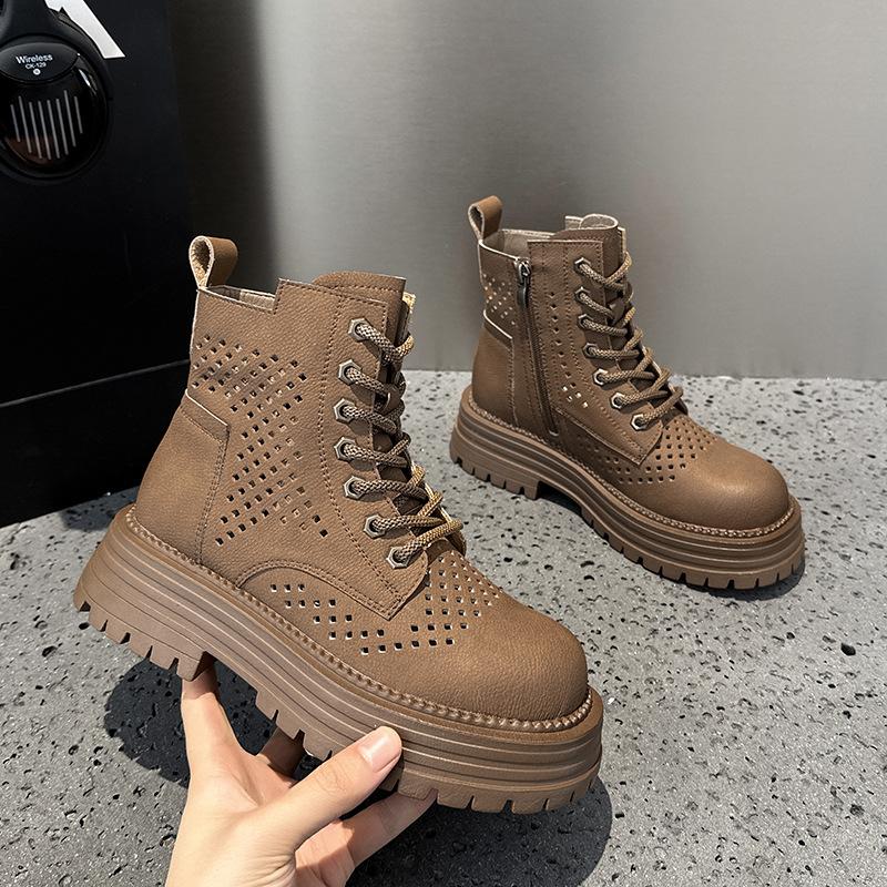 Big yellow boots women s haute couture hollowed out Martin boots 2025 new leather women s boots hollowed out retro wind heightening women s short bo 40
Big yellow boots women s haute couture hollowed out Martin boots 2025 new leather women s boots hollowed out retro wind heightening women s short bo 40