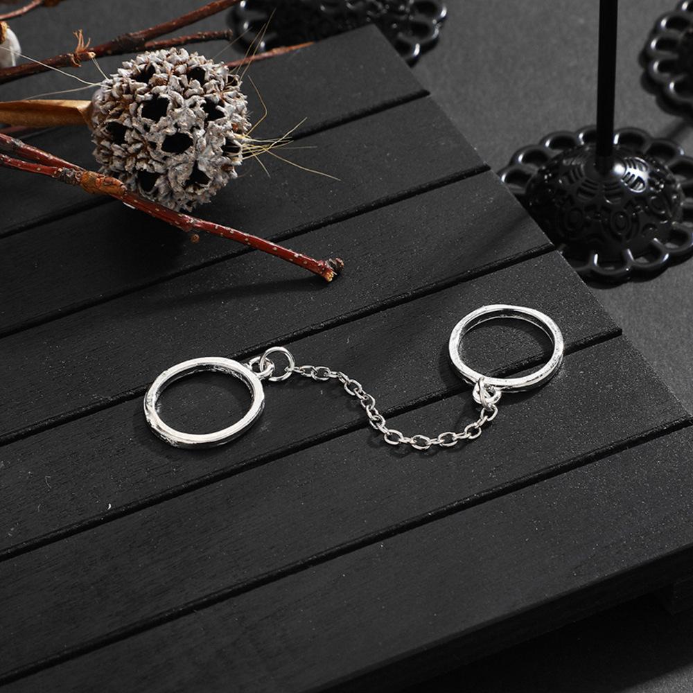Ring Jewelry, Stylish And Simple Plain Ring 2-Piece Chain One-Piece Ring.
Ring Jewelry, Stylish And Simple Plain Ring 2-Piece Chain One-Piece Ring.