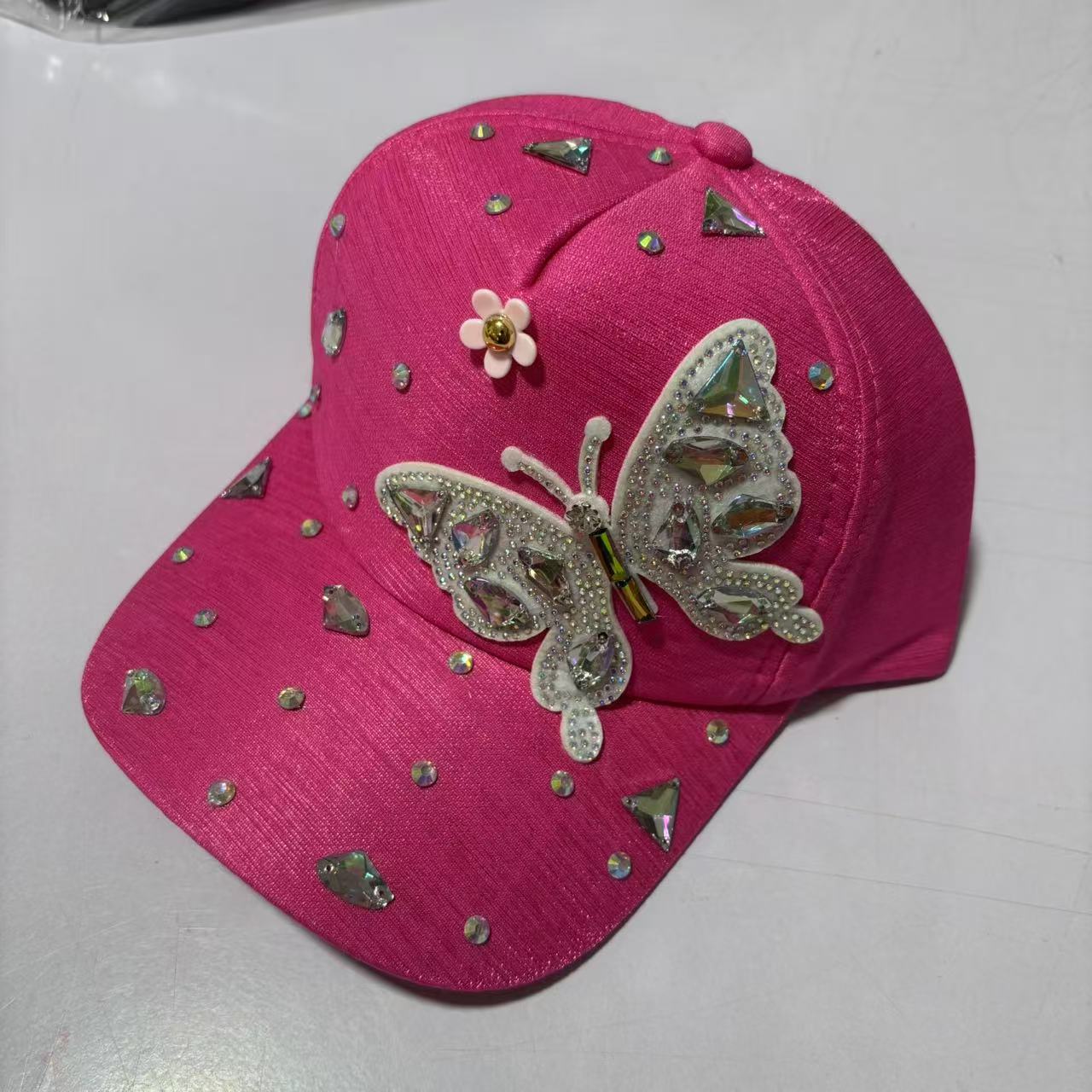 Women s Fashion Baseball Cap with Large Brim Adjustable Strap Casual Outdoor Sun Hat Breathable Lightweight Design for Everyday Wear one size
Women s Fashion Baseball Cap with Large Brim Adjustable Strap Casual Outdoor Sun Hat Breathable Lightweight Design for Everyday Wear one size