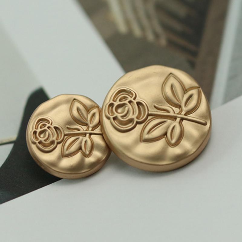5Pcs Gold Vintage Relief Rose Matte Buttons - Fashionable Women s Clothing Sewing Accessories Long Coat Suit Cardigan DIY Button 23mm
5Pcs Gold Vintage Relief Rose Matte Buttons - Fashionable Women s Clothing Sewing Accessories Long Coat Suit Cardigan DIY Button 23mm