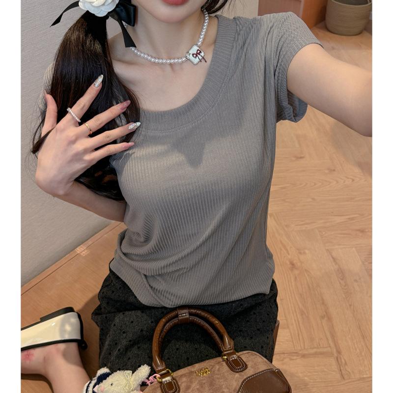 Summer solid color small flying sleeves round neck design sense niche short-sleeved T-shirt women s Lyocell Tencel loose temperament top Xl (suitable for weight 65-75kg ) срібло сірий колір
Summer solid color small flying sleeves round neck design sense niche short-sleeved T-shirt women s Lyocell Tencel loose temperament top Xl (suitable for weight 65-75kg ) срібло сірий колір