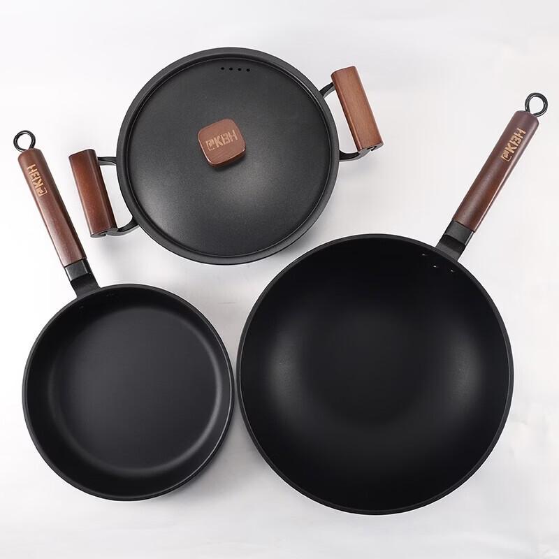 KOBACH 3-Piece Cookware Set
KOBACH 3-Piece Cookware Set