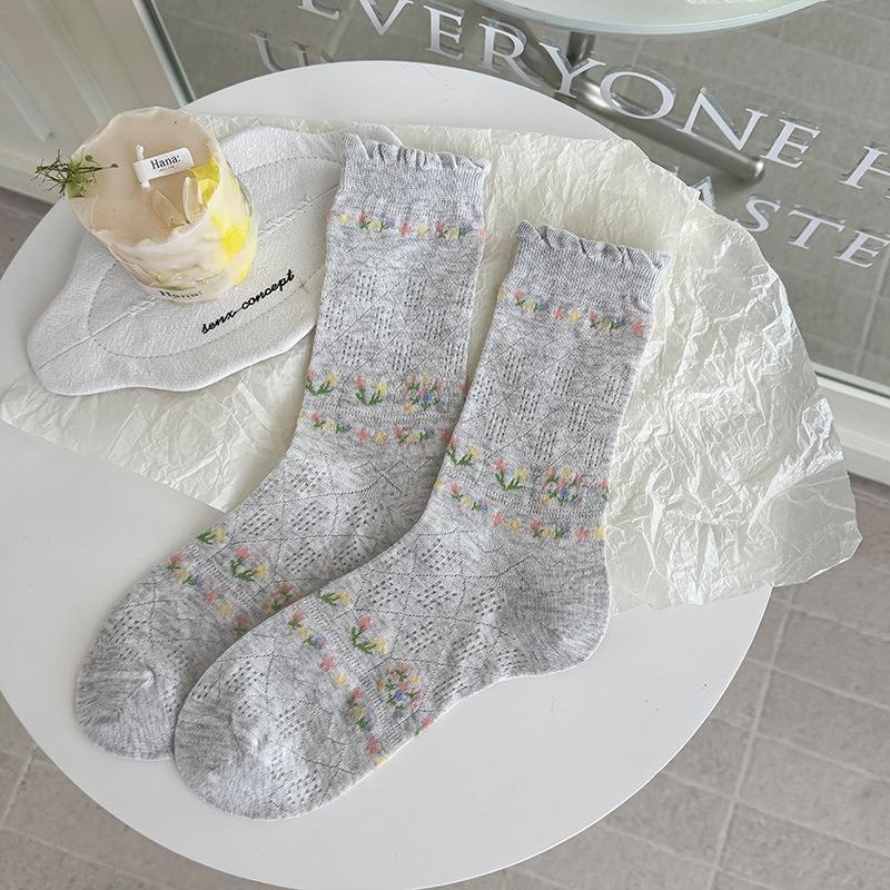 Floral-patterned Socks - Spring and Summer Lightweight Mesh Breathable Mid-calf Socks with Sweet Lace Trim. 1 pair світло-сірий колір
Floral-patterned Socks - Spring and Summer Lightweight Mesh Breathable Mid-calf Socks with Sweet Lace Trim. 1 pair світло-сірий колір