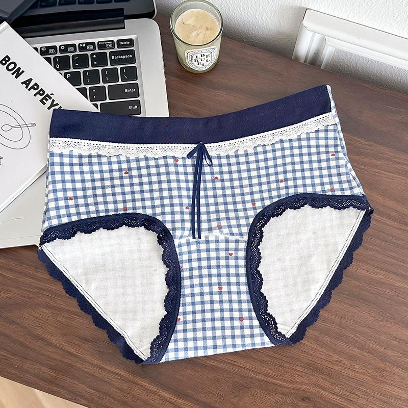 Plus Size Lady Spring and Autumn Lovely Jacquard Lace Skin Breathable Extended Mid Waist Triangle Briefs XXXL синій
Plus Size Lady Spring and Autumn Lovely Jacquard Lace Skin Breathable Extended Mid Waist Triangle Briefs XXXL синій