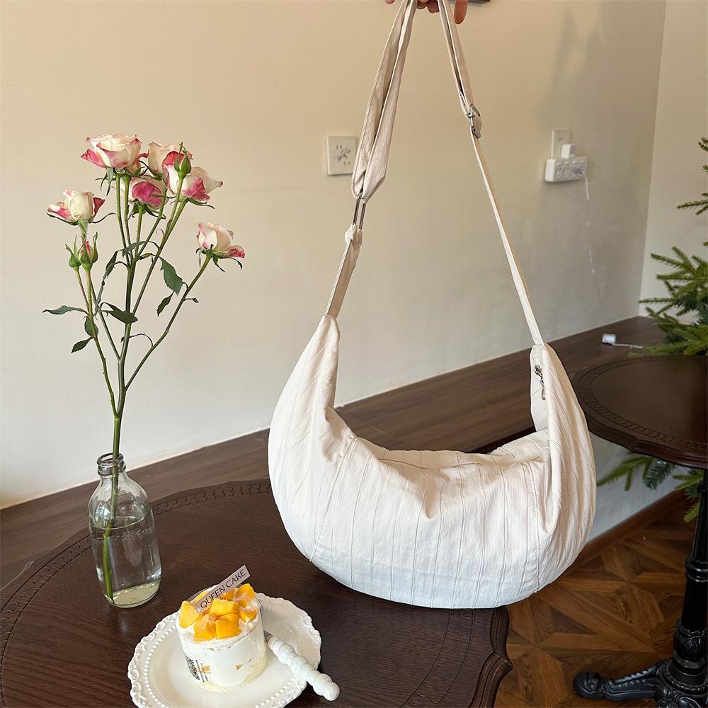 Simple Commuter Women s Hobos Shoulder Bags Large Capacity Ladies Crossbody Bag Solid Color Sports Portable Female Handbags Tote бежевый
Simple Commuter Women s Hobos Shoulder Bags Large Capacity Ladies Crossbody Bag Solid Color Sports Portable Female Handbags Tote бежевый