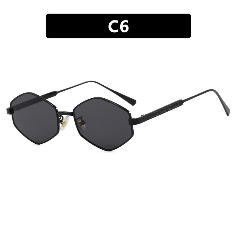 Rhombic Polygonal Metal Sunglasses Fashion Personality Trend Exquisite Women s Grade Glasses UV Resistant Street Photography
Rhombic Polygonal Metal Sunglasses Fashion Personality Trend Exquisite Women s Grade Glasses UV Resistant Street Photography