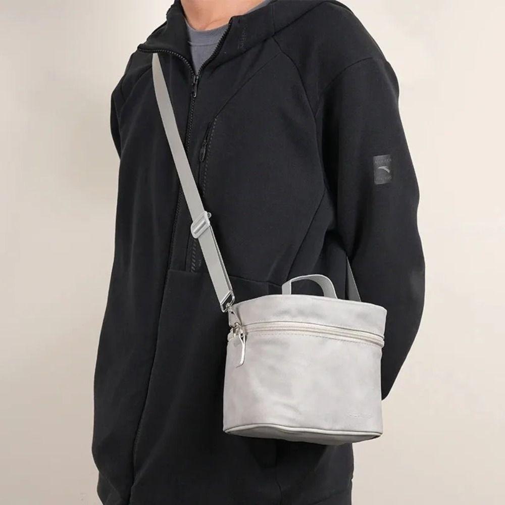 Shoulder Strap Handheld Storage Box Portable Accessories Organizer 2025 Shoulder Bag for DJI Flip
Shoulder Strap Handheld Storage Box Portable Accessories Organizer 2025 Shoulder Bag for DJI Flip