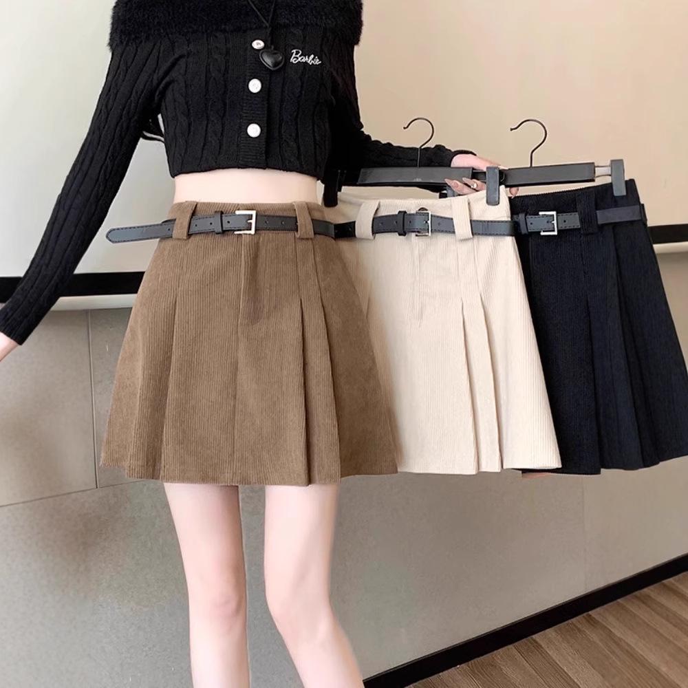 Women s High Waist Khaki Corduroy A-line Pleated Midi Skirt for Autumn/Winter - Slimming, Hip-covering, Petite Fit. 2XL
Women s High Waist Khaki Corduroy A-line Pleated Midi Skirt for Autumn/Winter - Slimming, Hip-covering, Petite Fit. 2XL