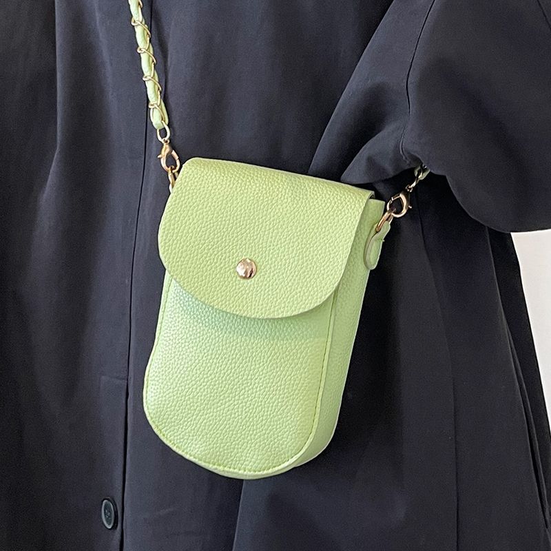 Bags for mobile phones Women s fashion messenger bags Women s ins French niche shoulder chain bags зелений
Bags for mobile phones Women s fashion messenger bags Women s ins French niche shoulder chain bags зелений