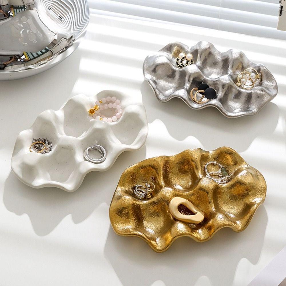 6 Grids Earrings Storage Tray Ceramic Decorative Storage Plate Luxury Egg Tray Jewelry Storage білий
6 Grids Earrings Storage Tray Ceramic Decorative Storage Plate Luxury Egg Tray Jewelry Storage білий