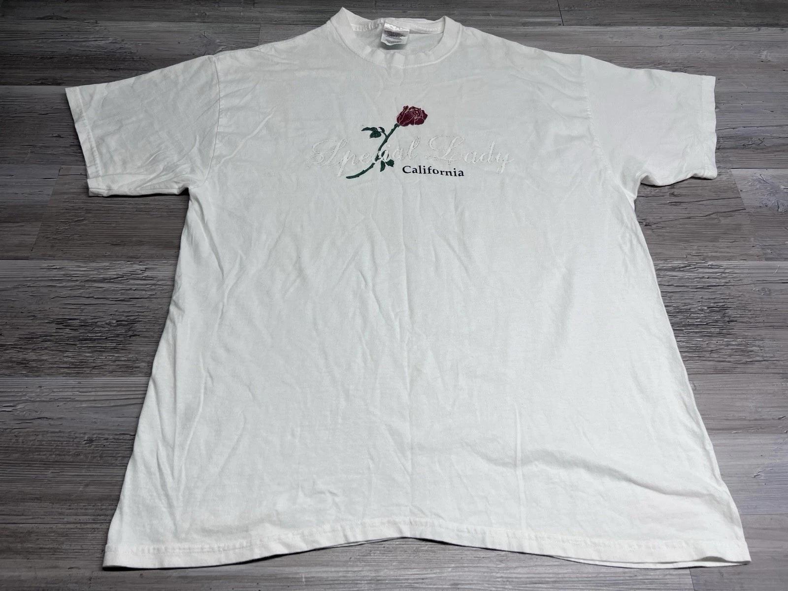 Vintage Floral T-Shirt 90s Glitter California Special Lady Granny Biker Tee XL S
Vintage Floral T-Shirt 90s Glitter California Special Lady Granny Biker Tee XL S