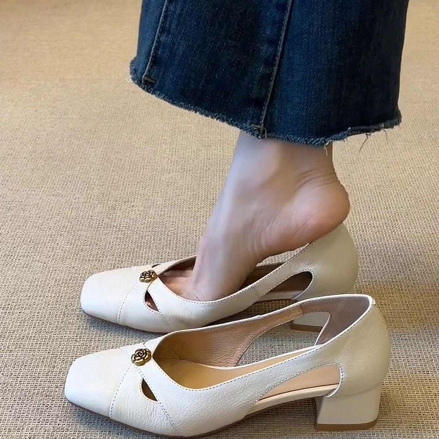 Square head French hollow bag head cool single shoes women s 2025 new summer with skirt thick heel absolute son Mary Jane shoes 40
Square head French hollow bag head cool single shoes women s 2025 new summer with skirt thick heel absolute son Mary Jane shoes 40