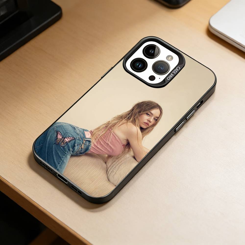 S-Sydney S-Sweeney Phone Case For iPhone 17,16,15,14,13,12,11 Plus,Pro Max,XS,Colorful Silver Black Cover iPhoneXSMAX
S-Sydney S-Sweeney Phone Case For iPhone 17,16,15,14,13,12,11 Plus,Pro Max,XS,Colorful Silver Black Cover iPhoneXSMAX