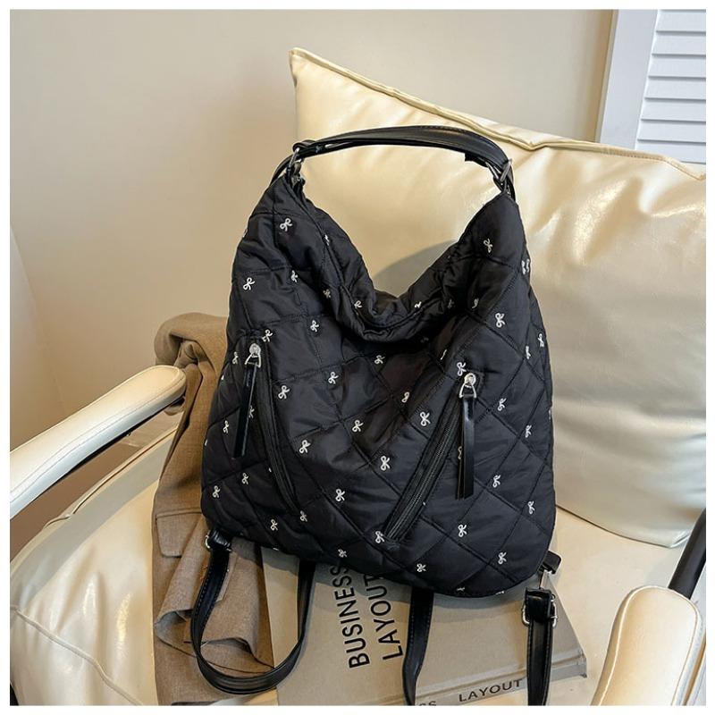 Модная сумка-мессенджер на плечо в студенческом стиле, женская новая ромбовидная сумка-тоут, повседневный рюкзак большой вместимости чёрный
Модная сумка-мессенджер на плечо в студенческом стиле, женская новая ромбовидная сумка-тоут, повседневный рюкзак большой вместимости чёрный