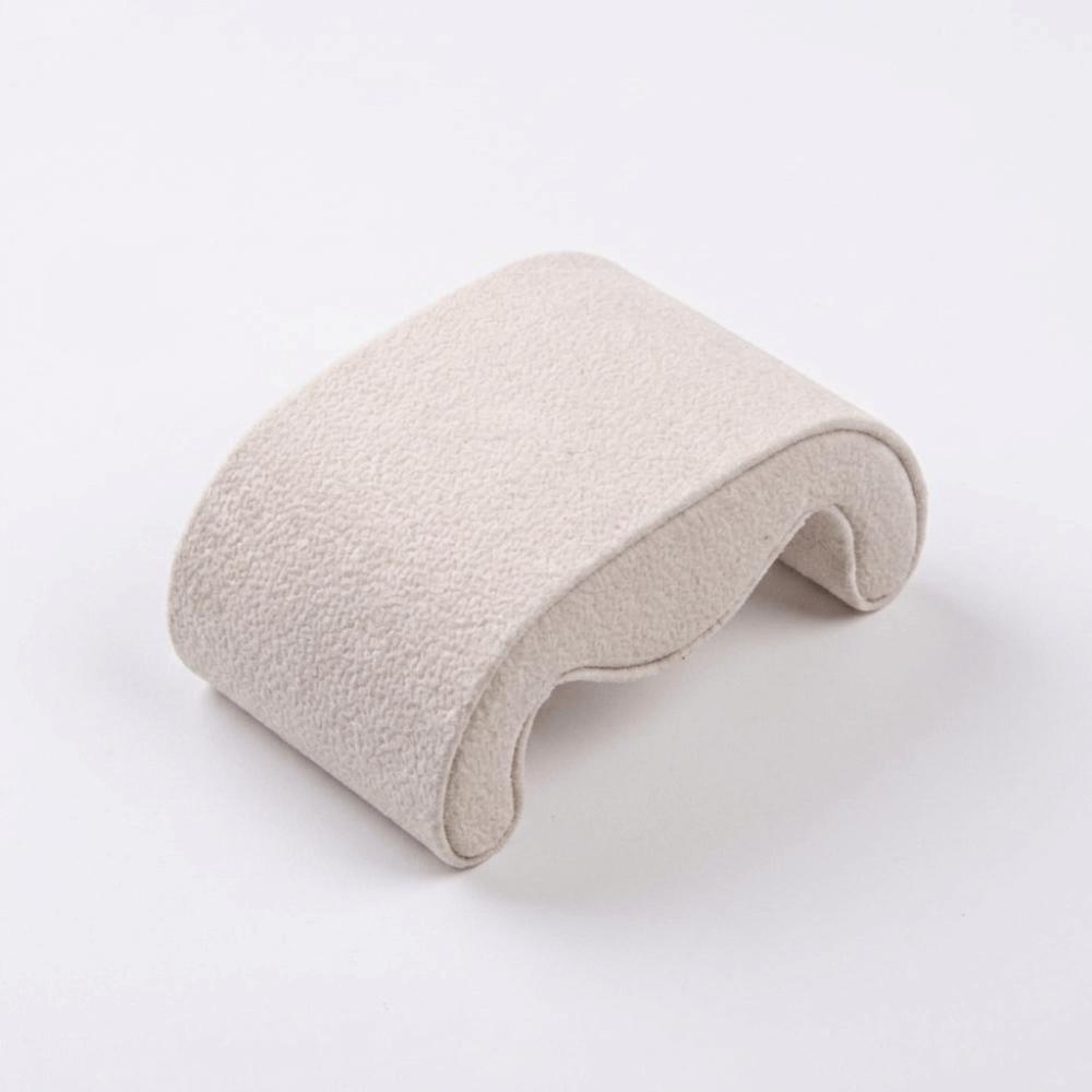Velvet Material Wristwatch Cushion Soft Suede Watch Box Accessories Travel Case MicrofiberSuedeWhite
Velvet Material Wristwatch Cushion Soft Suede Watch Box Accessories Travel Case MicrofiberSuedeWhite