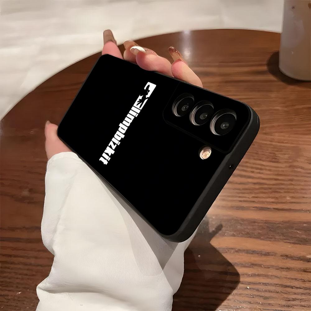 Rock Band L-Limp Bizkit Phone Case For Samsung S26 S25 S24 FE S23 S22 S21 Plus S20 Ultra Note20Ultra Black Soft Shell Galaxy S20 FE
Rock Band L-Limp Bizkit Phone Case For Samsung S26 S25 S24 FE S23 S22 S21 Plus S20 Ultra Note20Ultra Black Soft Shell Galaxy S20 FE