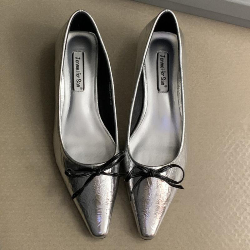 Fashion Elegant Pointed Toe Butterfly-knot Low Heel Pumps Women Comforta Shallow Flat Designer Shoe Fashion Office Shoe Zapatos De Mujer 39 серебряный
Fashion Elegant Pointed Toe Butterfly-knot Low Heel Pumps Women Comforta Shallow Flat Designer Shoe Fashion Office Shoe Zapatos De Mujer 39 серебряный