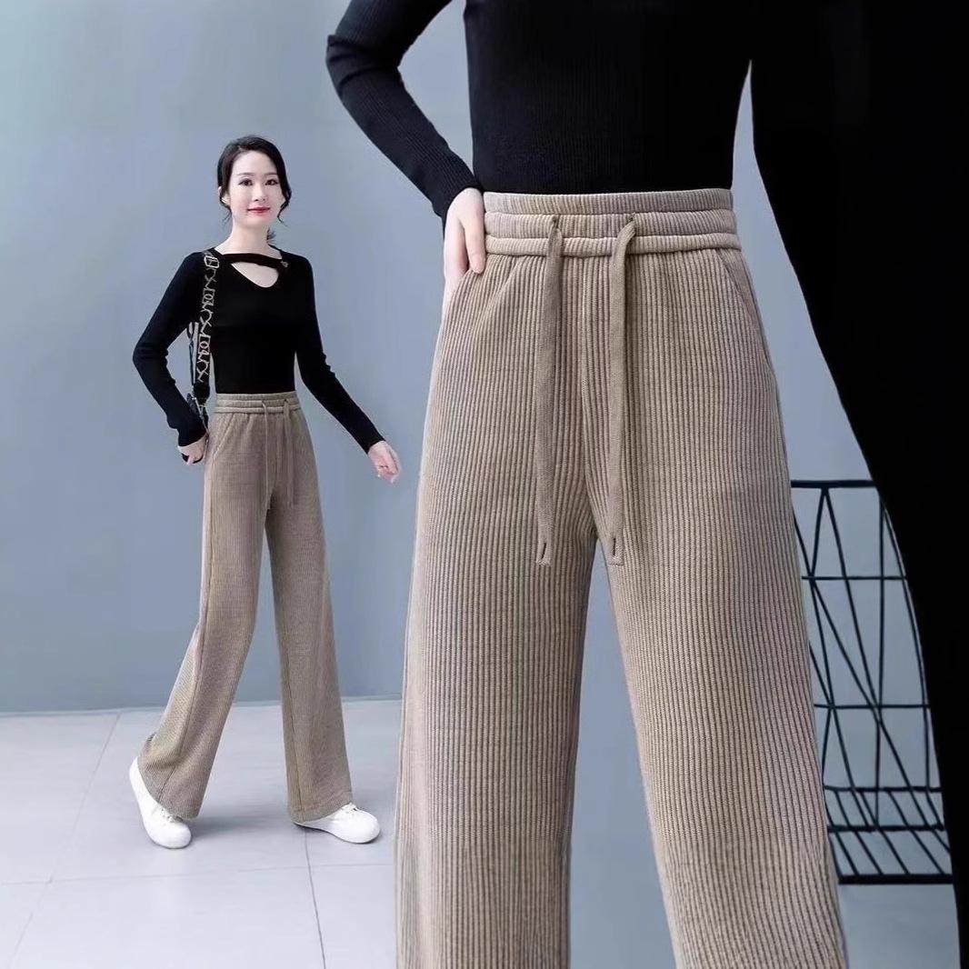 Slim Fit Fleece-Lined High Waist Straight Leg Women s Pants - Spring 2025 Edition XXL
Slim Fit Fleece-Lined High Waist Straight Leg Women s Pants - Spring 2025 Edition XXL