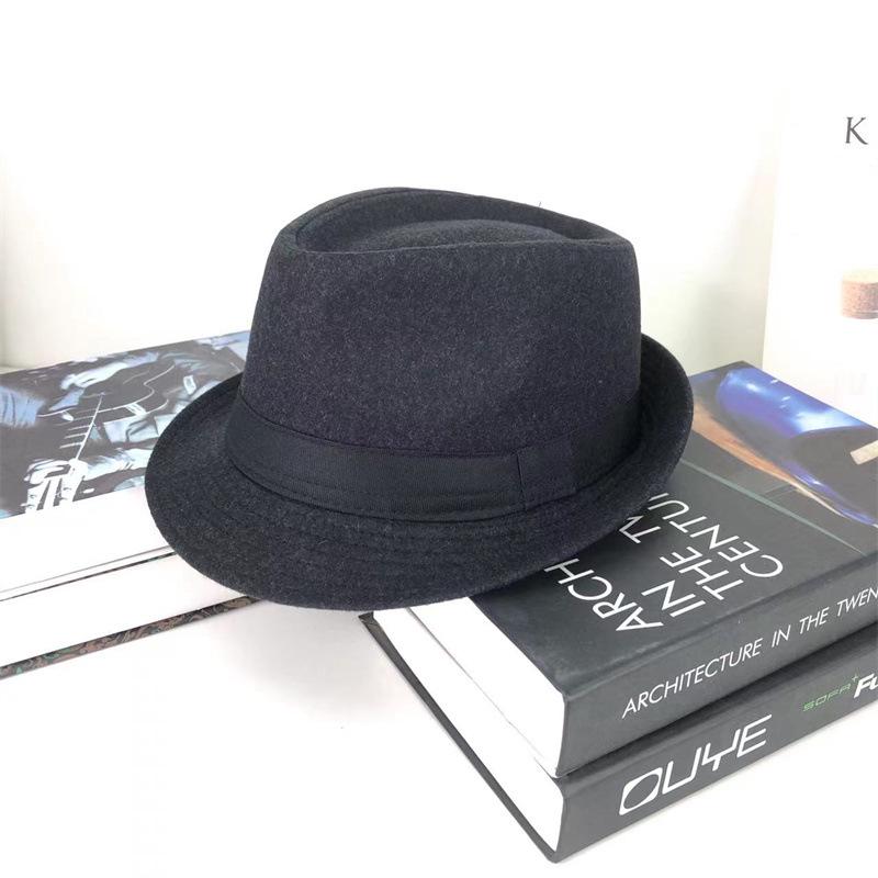 Men s Retro British Wool Jazz Hat - Autumn/Winter Warmth with a Small Brim One Size темно-сірий
Men s Retro British Wool Jazz Hat - Autumn/Winter Warmth with a Small Brim One Size темно-сірий