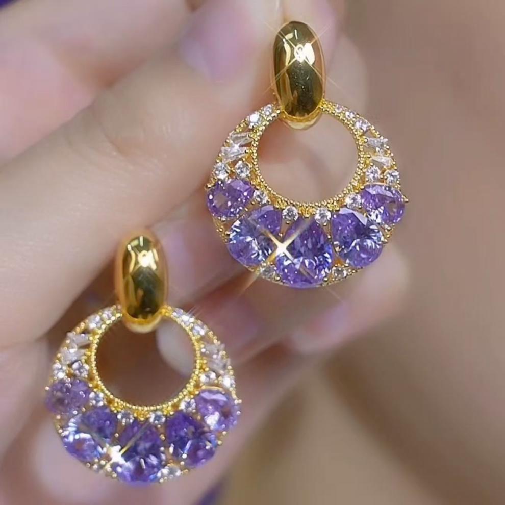 Light Luxury Green Crystal Geometric Circle Earrings Women s Sense Earrings Retro Earrings фіолетовий
Light Luxury Green Crystal Geometric Circle Earrings Women s Sense Earrings Retro Earrings фіолетовий