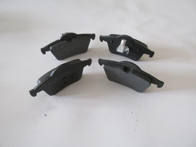 For Volvo V70 2000 2004 Rear Brake Pad Wıreless Dısc 122,7X53,8X16,2 12 3,8X53,8X16,2 Bramax 30648382
For Volvo V70 2000 2004 Rear Brake Pad Wıreless Dısc 122,7X53,8X16,2 12 3,8X53,8X16,2 Bramax 30648382