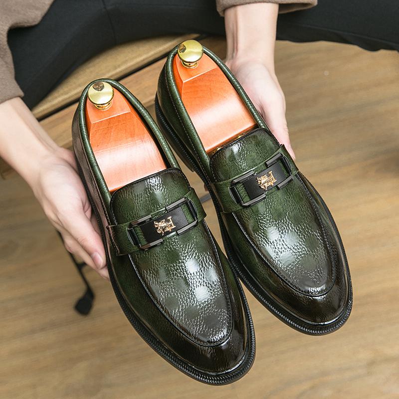 Business pointed men s foot leather shoes one pedal leather casual soft-soled beanie shoes British penny loafers men 45 зелений
Business pointed men s foot leather shoes one pedal leather casual soft-soled beanie shoes British penny loafers men 45 зелений