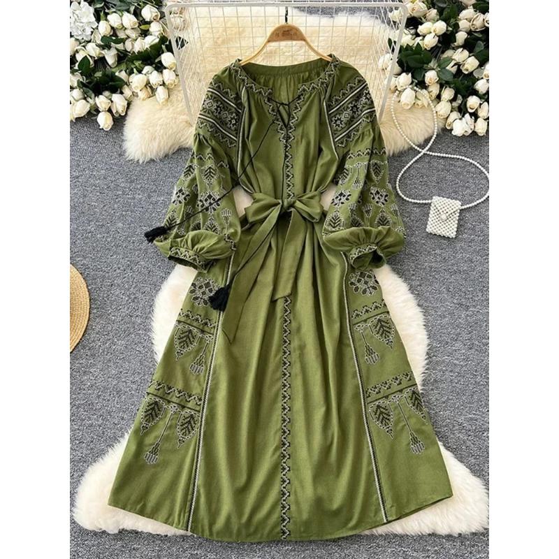 Bohemian Retro Ethnic Style Dress Women s New Spring Autumn Embroidered Lace Up Lantern Sleeves Waist Cinching Long Dress One Size зелений
Bohemian Retro Ethnic Style Dress Women s New Spring Autumn Embroidered Lace Up Lantern Sleeves Waist Cinching Long Dress One Size зелений