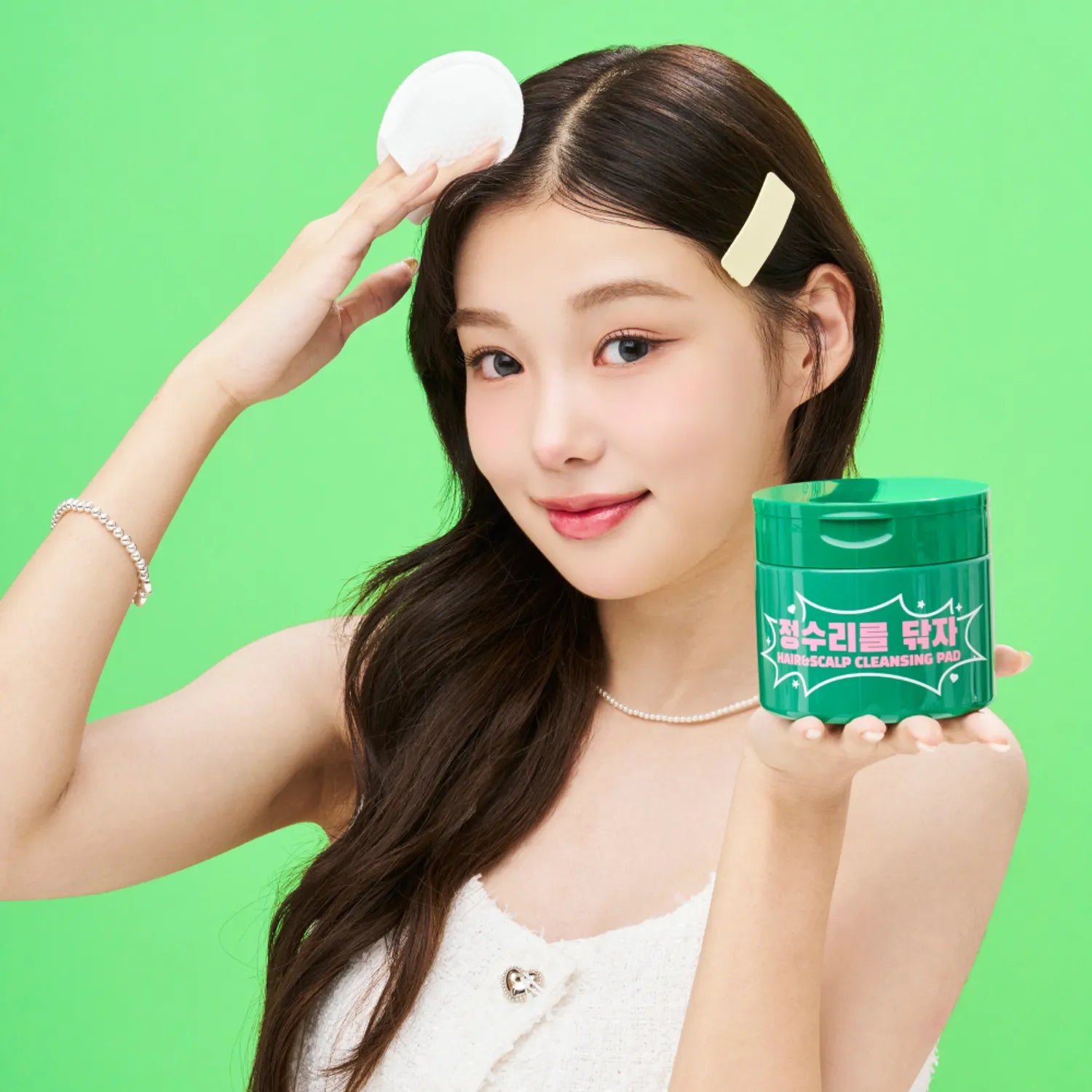 Madecassol Madeca Hair & Scalp Cleansing Pad 180g 30P Cleansing Pad 180g 30P
Madecassol Madeca Hair & Scalp Cleansing Pad 180g 30P Cleansing Pad 180g 30P