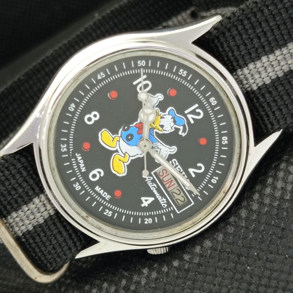 Б/у винтажные мужские часы SEIKO с рисунком из мультфильма, автоматические, японские, черного цвета 583b-a306435-9 SKU583b-a306435
Б/у винтажные мужские часы SEIKO с рисунком из мультфильма, автоматические, японские, черного цвета 583b-a306435-9 SKU583b-a306435