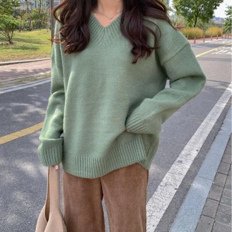 Lazy and Loose Pullover V-neck Sweater for Women Autumn and Winter Solid Loose Long Sleeve Pullover Sweater Female Tops One Size зелений
Lazy and Loose Pullover V-neck Sweater for Women Autumn and Winter Solid Loose Long Sleeve Pullover Sweater Female Tops One Size зелений