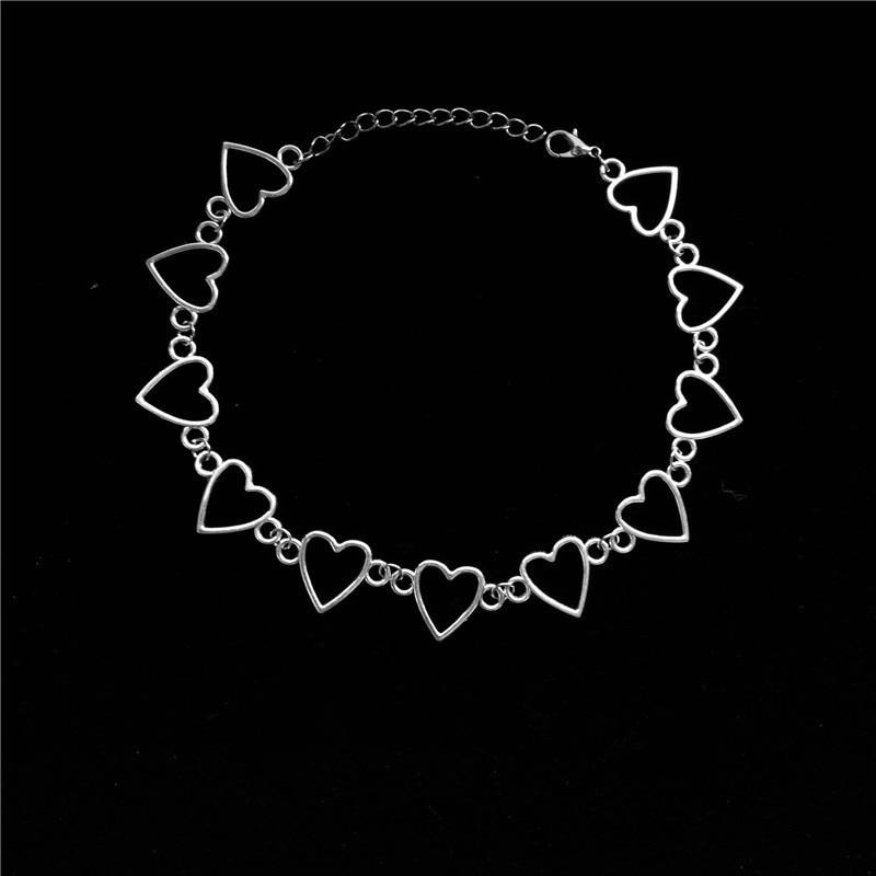 1 шт. Harajuku Goth Metal Hollow Heart Neck Chains Choker ожерелья для женщин Egirl аксессуары серебряный
1 шт. Harajuku Goth Metal Hollow Heart Neck Chains Choker ожерелья для женщин Egirl аксессуары серебряный
