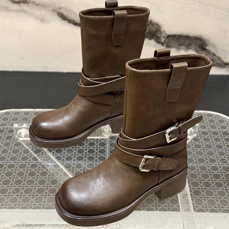 Cowhide Edition~ Retro Belt Buckle Medium Boots Western Cowboy Boots Skinny Thick-soled Fried Street Boots Female Knight Boots 42 коричневий
Cowhide Edition~ Retro Belt Buckle Medium Boots Western Cowboy Boots Skinny Thick-soled Fried Street Boots Female Knight Boots 42 коричневий