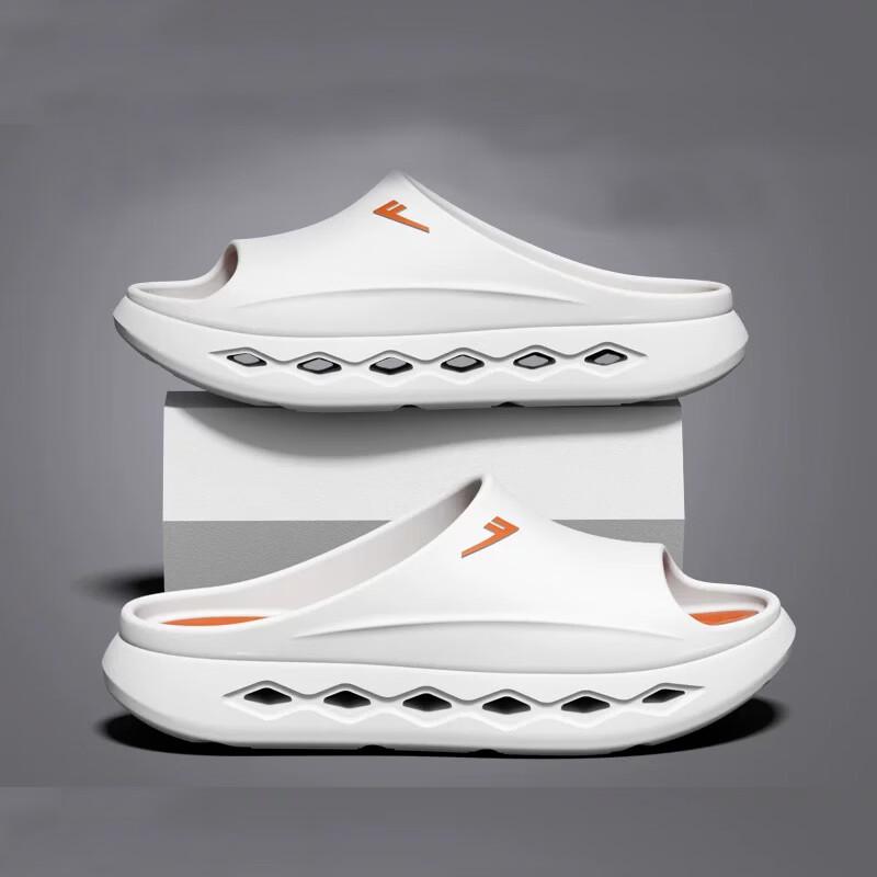 Warrior Men s Casual Indoor & Outdoor Slippers 42-43
Warrior Men s Casual Indoor & Outdoor Slippers 42-43