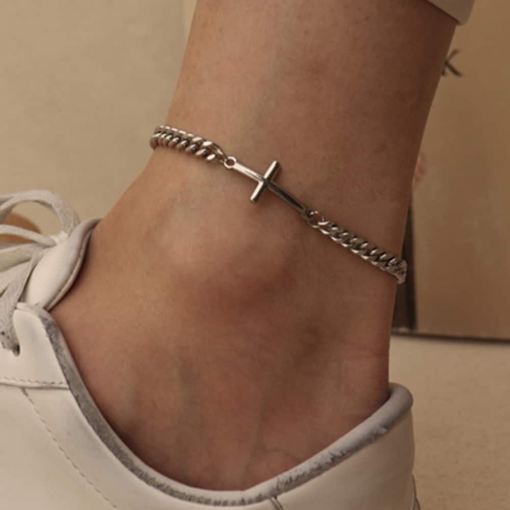 Men s Cross Chain Surgical Steel C Anklet
Men s Cross Chain Surgical Steel C Anklet