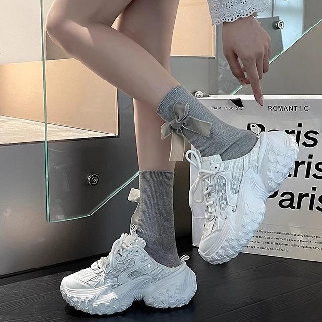 Muffin versatile durian sole sneakers women s spring 2024 new thick-soled small man sequins comfortable little white shoes 35 серебряный
Muffin versatile durian sole sneakers women s spring 2024 new thick-soled small man sequins comfortable little white shoes 35 серебряный