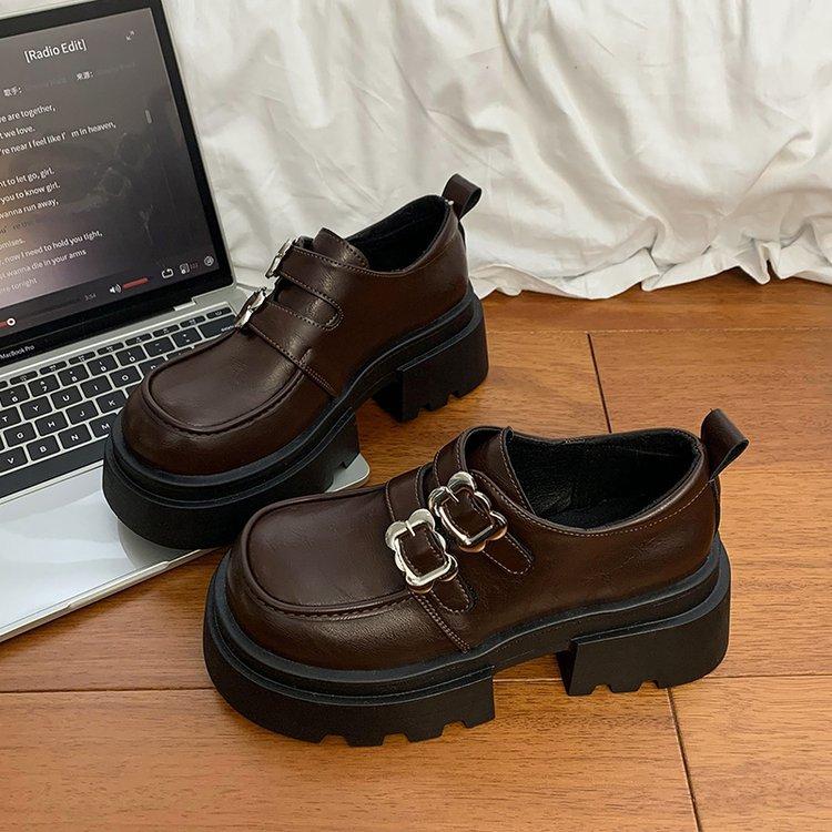 Thick-soled black small leather shoes women s 2025 new spring, autumn and winter single shoes versatile height-increasing British style loafers 40 коричневый
Thick-soled black small leather shoes women s 2025 new spring, autumn and winter single shoes versatile height-increasing British style loafers 40 коричневый