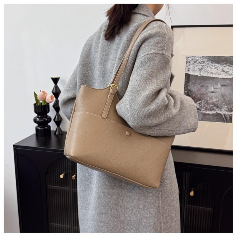 Feeling retro bag women s winter popular texture versatile shoulder bag large capacity tote big bag абрикосовый
Feeling retro bag women s winter popular texture versatile shoulder bag large capacity tote big bag абрикосовый