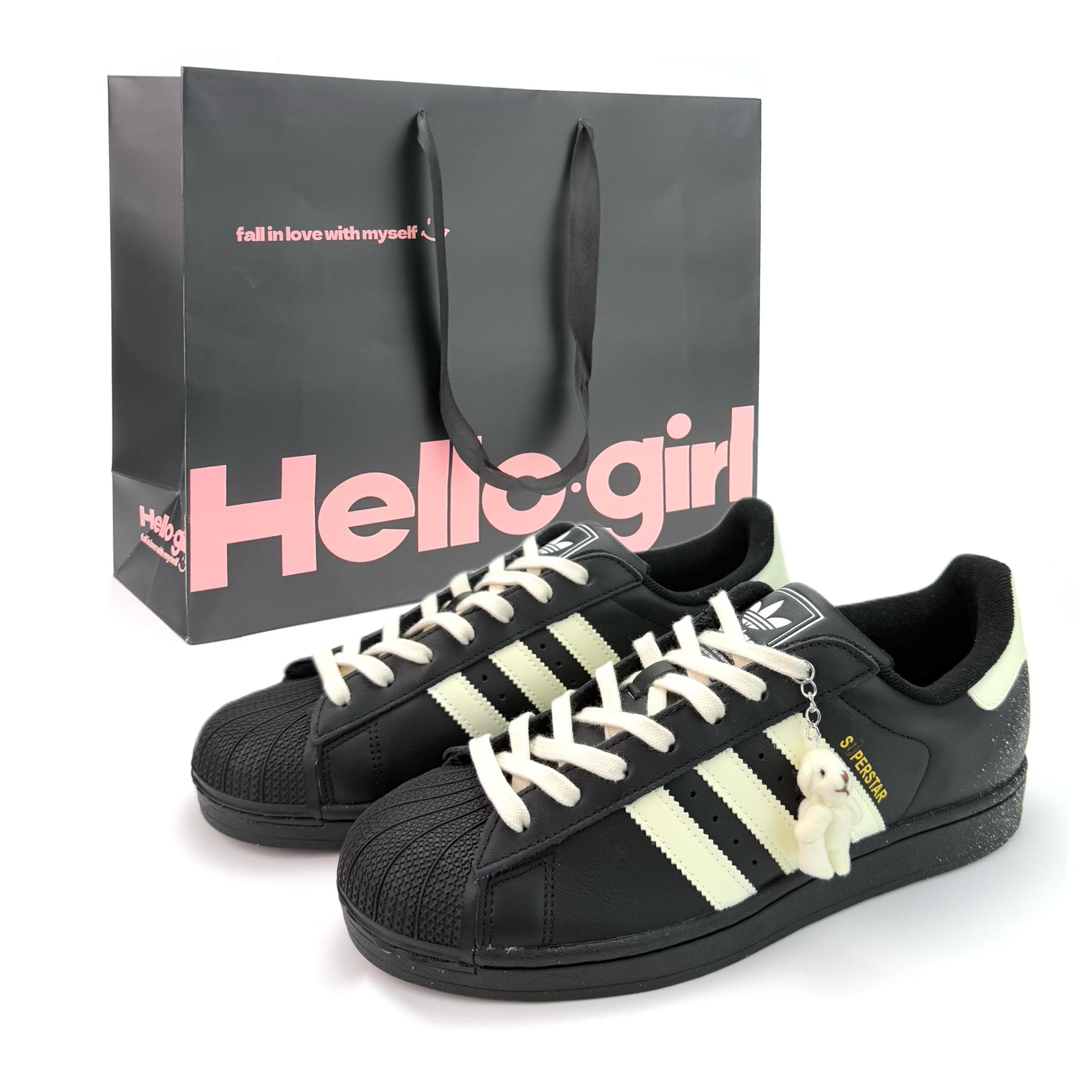 Adidas Originals SUPERSTAR Starry Night Bear Abrasion Resistant Low top Skateboard Shoes Unisex Black Yellow EG4959(Team1188-S-BOX) 37⅓
Adidas Originals SUPERSTAR Starry Night Bear Abrasion Resistant Low top Skateboard Shoes Unisex Black Yellow EG4959(Team1188-S-BOX) 37⅓