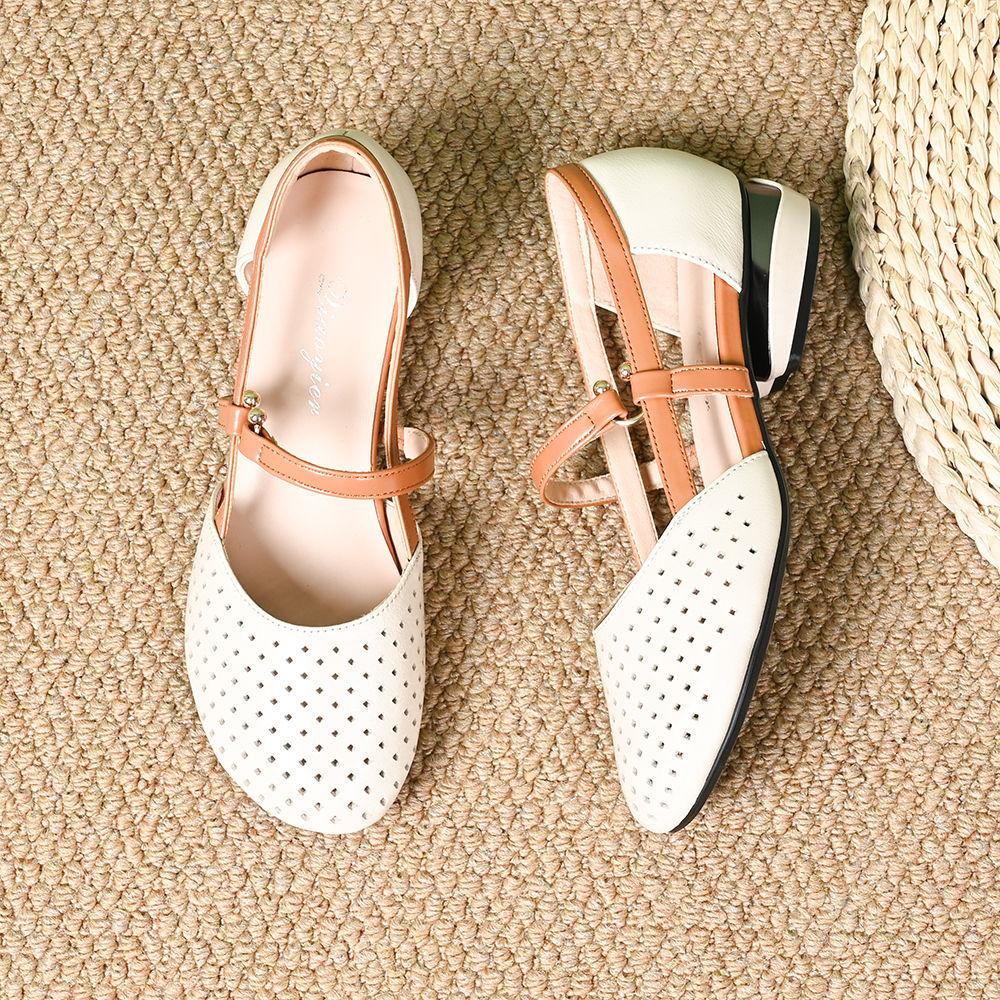 Fashion bag head sandals women s new summer hollow flat-soled women s shoes soft sole thick heel single shoes round head mother shoes 35
Fashion bag head sandals women s new summer hollow flat-soled women s shoes soft sole thick heel single shoes round head mother shoes 35